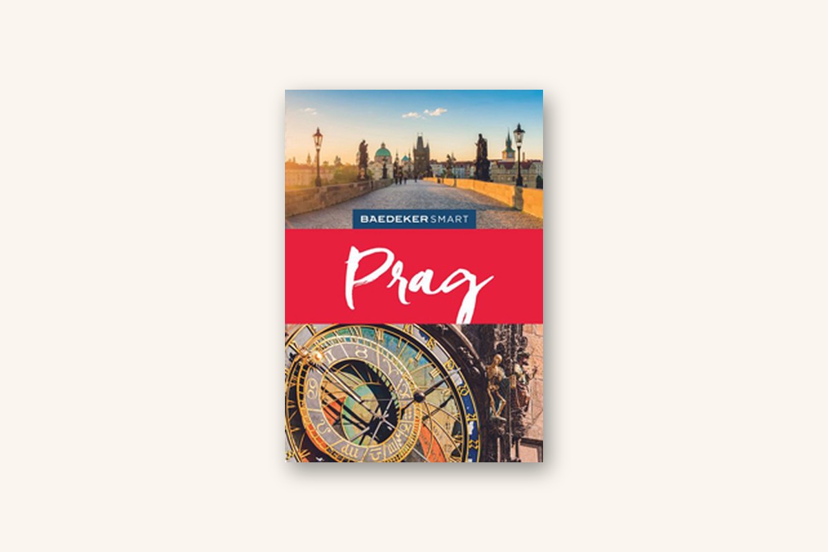 Baedeker SMART Reiseführer Prag vor hellem Hintergrund