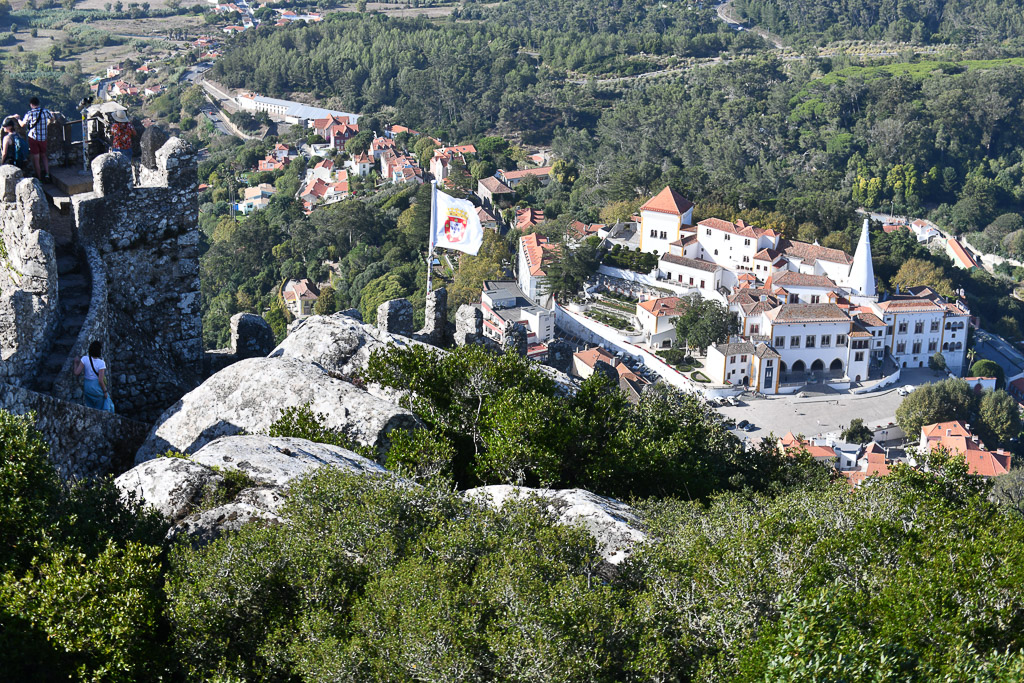 Blick auf Sintra und den Nationalpalast