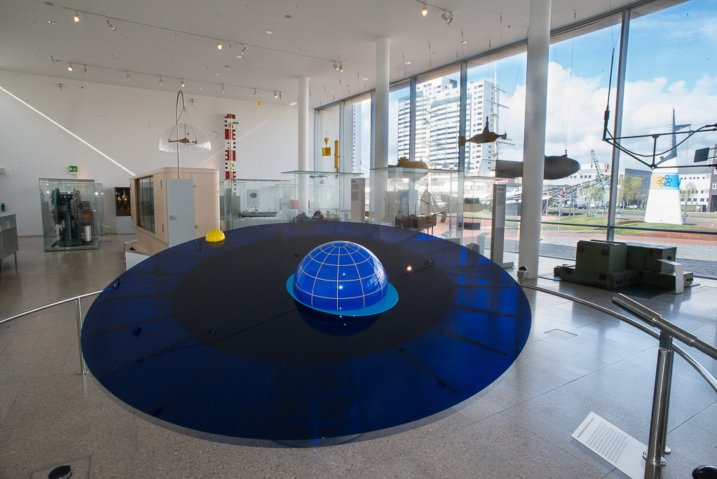 Blaue Kuppel in der Ausstellung