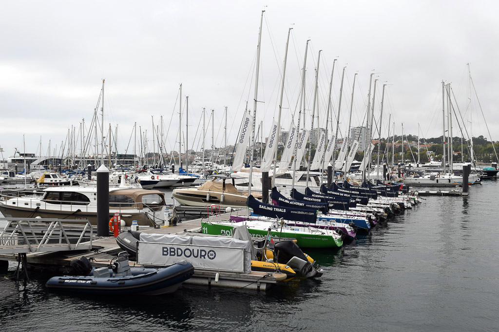 Marina mit Segelbooten am Douro