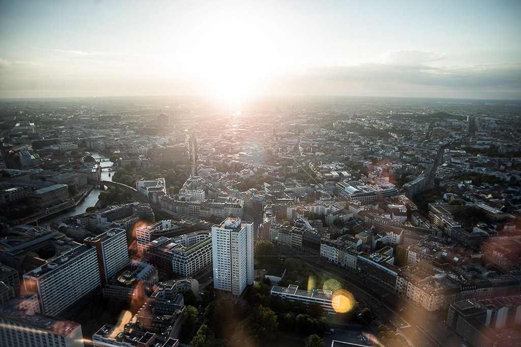 Sonnenuntergang über der Stadt