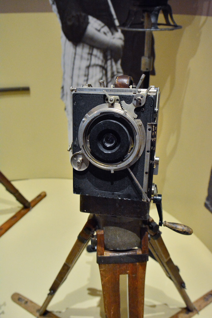 Historische Kamera im Hochformat