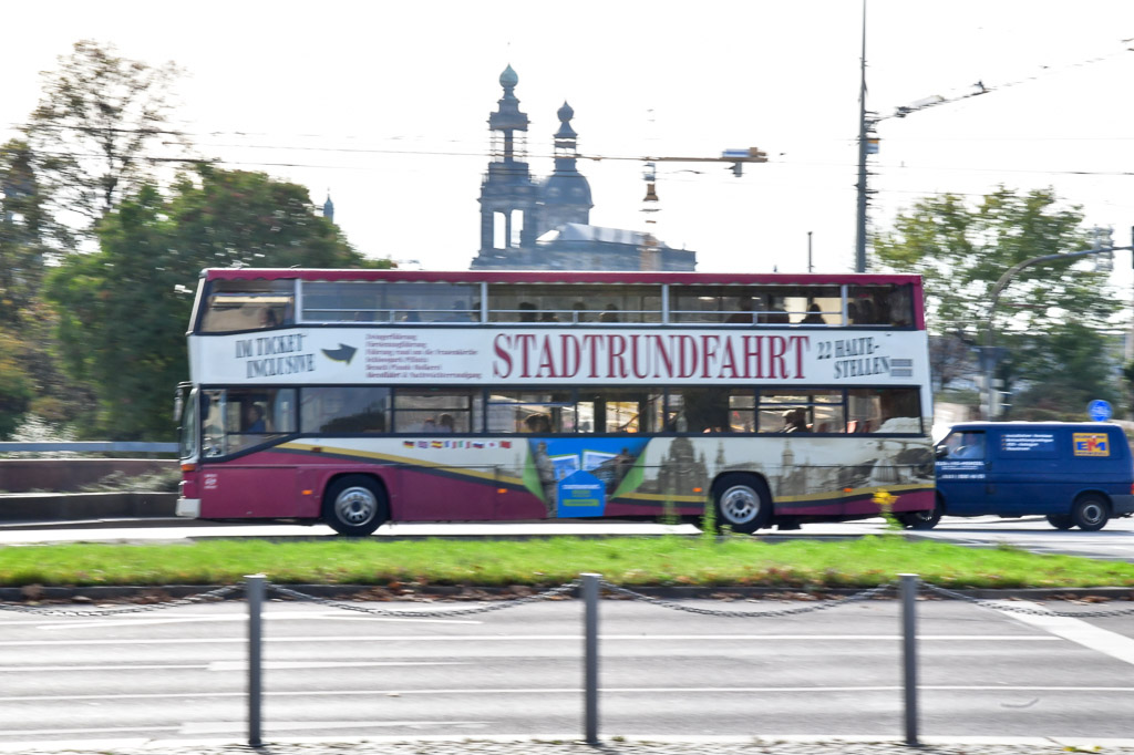 Doppeldeckerbus der Stadtrundfahrt