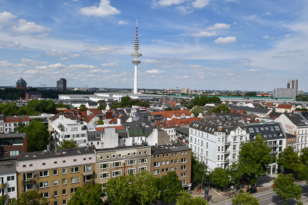 Blick vom Bunker auf den Fernsehturm