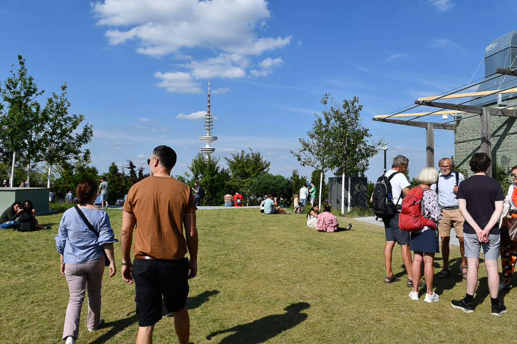 Dachgarten mit Besuchern