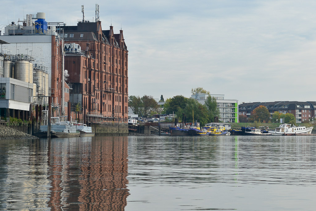 Speicherstadt vom Wasser aus