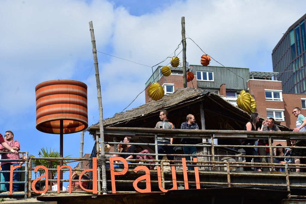 Strandpauli am Hafen