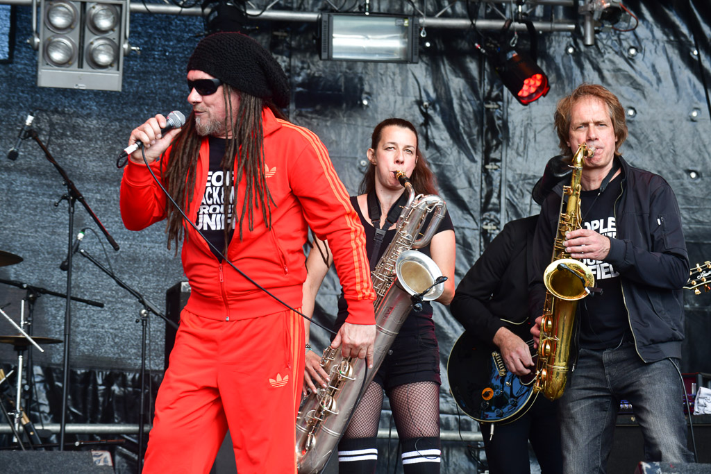 Ska-Band auf der Bühne