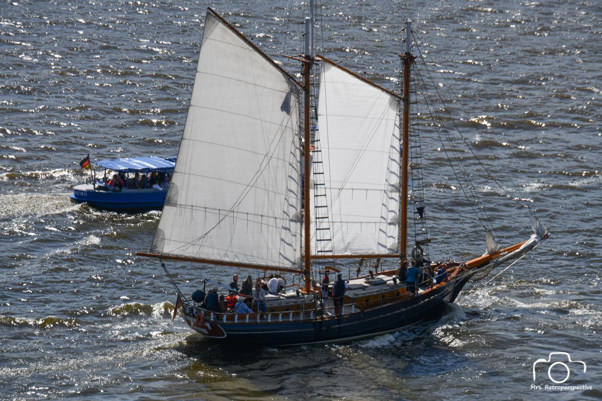 Segelschiff auf der Elbe