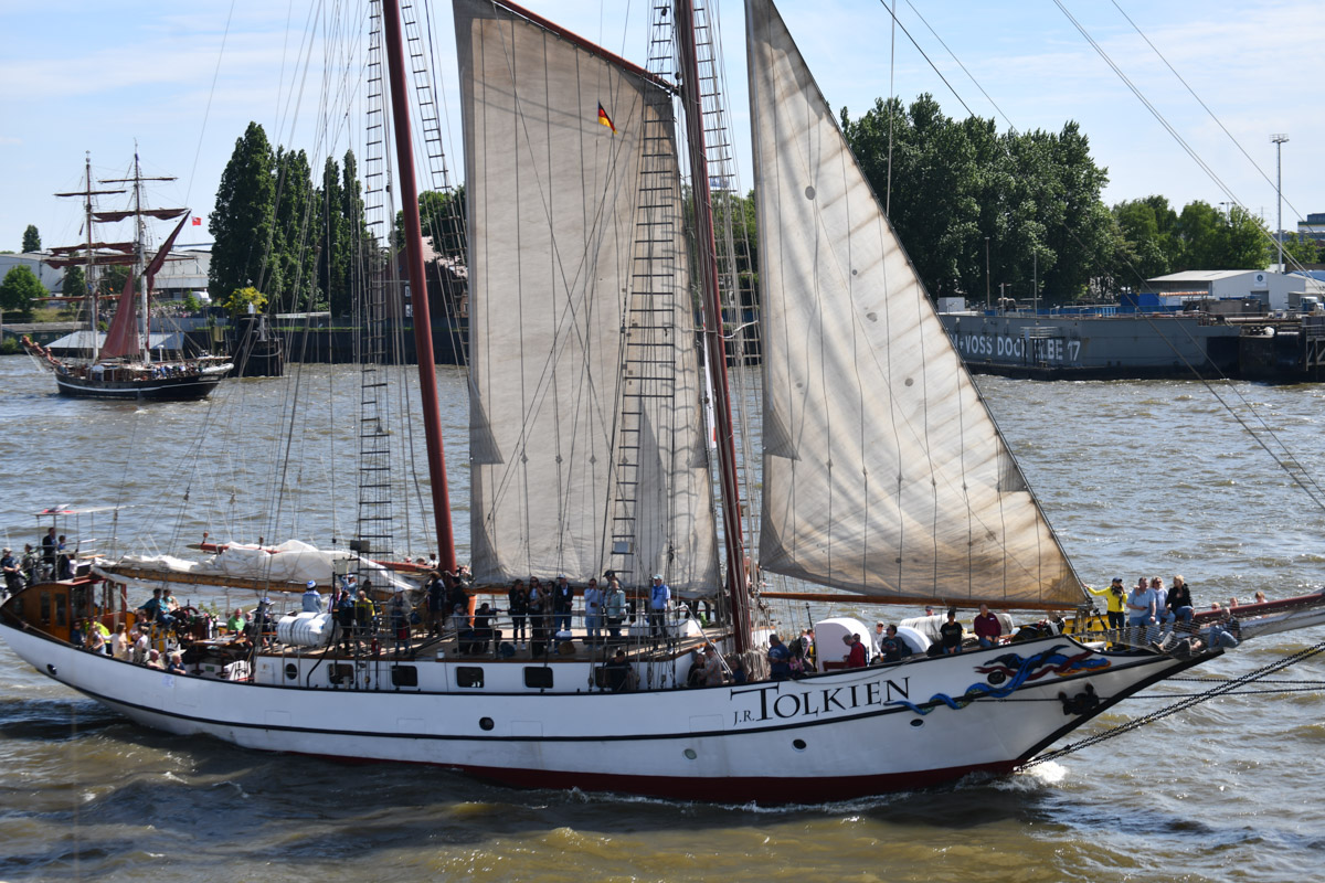Segelschiffe auf der Elbe