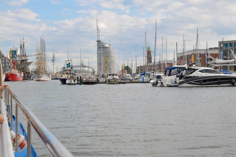 Neuer Hafen mit Sail City