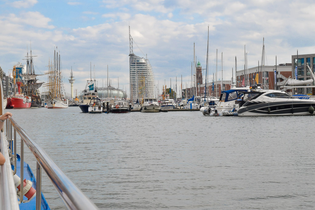 Neuer Hafen mit Sail City
