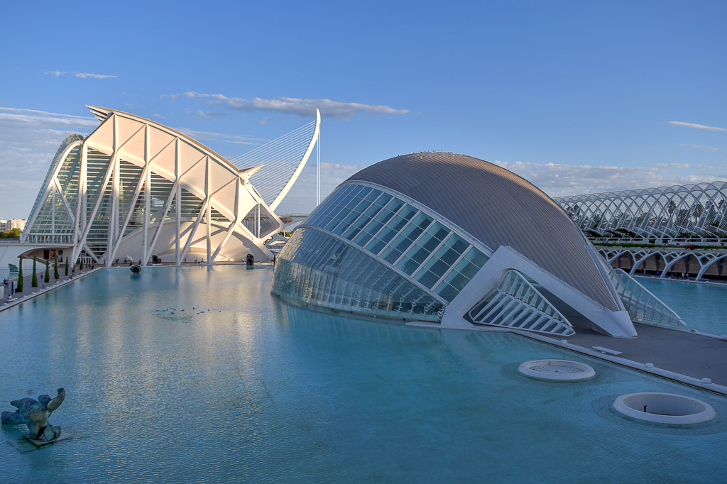 Hemisfèric und Museu de les Ciències