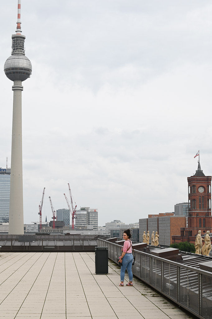 Fernsehturm im Hochformat