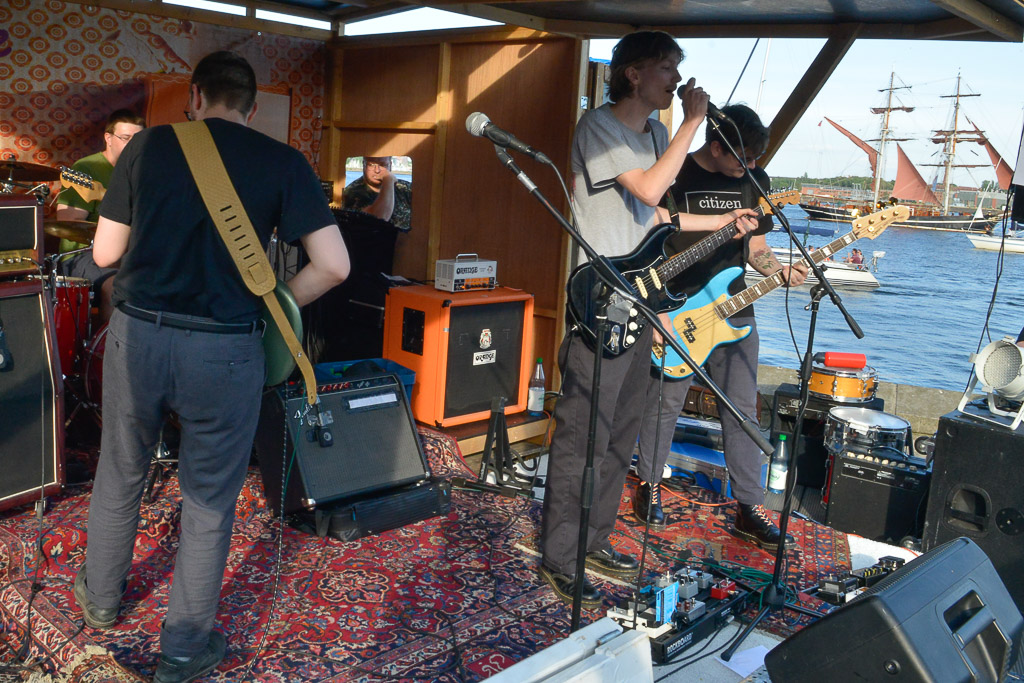 Band auf der Bühne