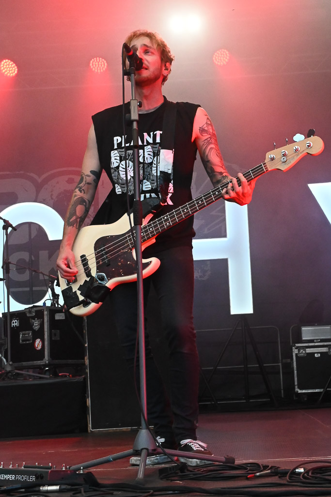 Itchy im Radio Bob Rockcamp im Hochformat