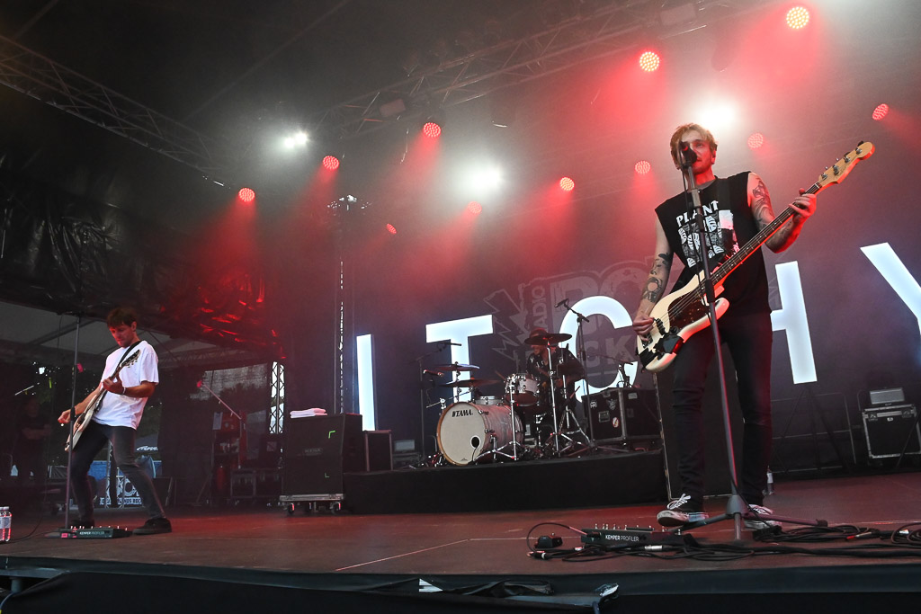 Itchy im Radio Bob Rockcamp