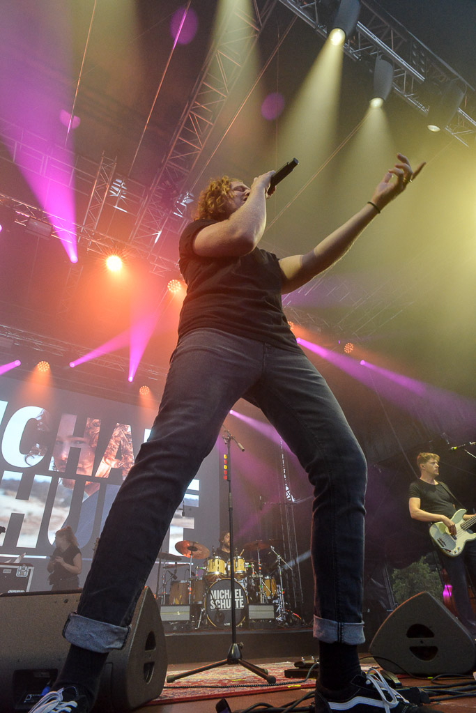 Itchy im Radio Bob Rockcamp im Hochformat