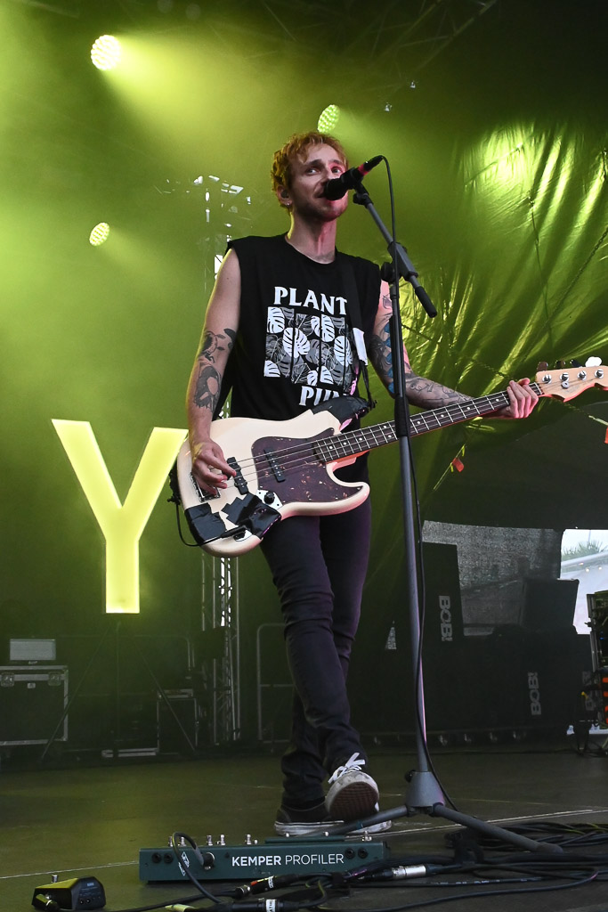 Itchy im Radio Bob Rockcamp im Hochformat