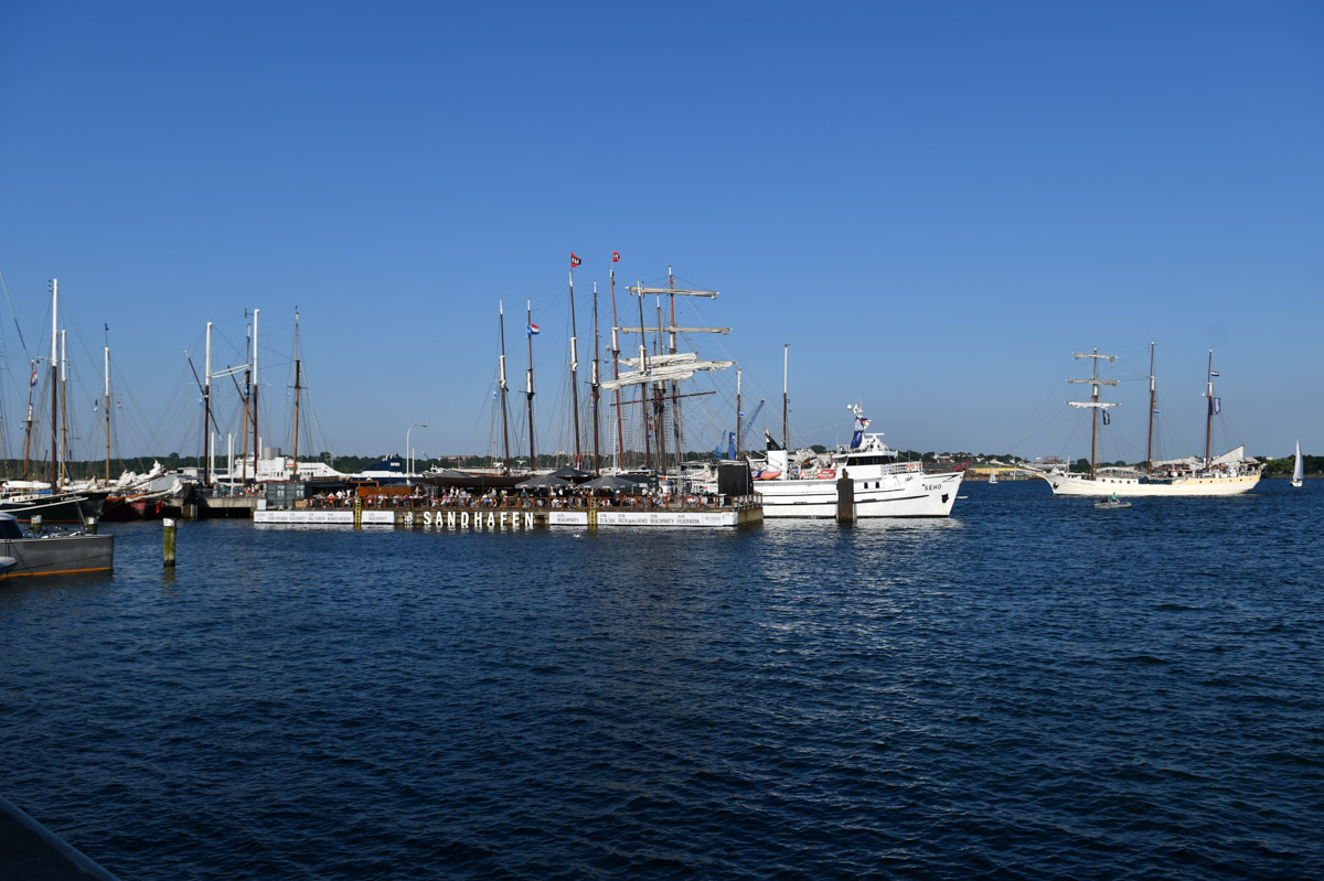 Großsegler im Hafen