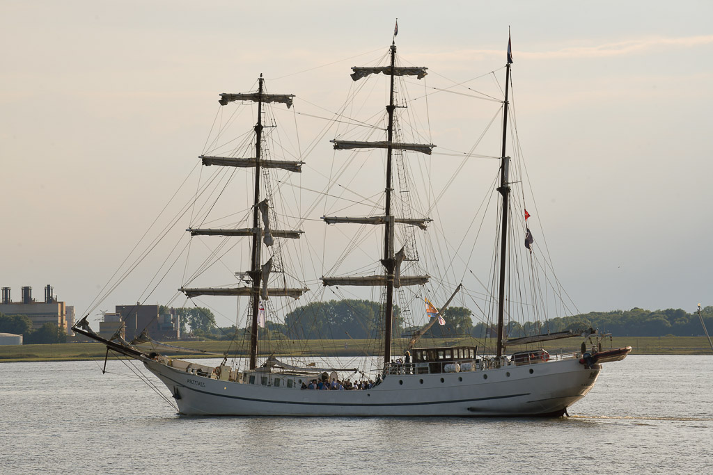 Großsegler auf der Weser