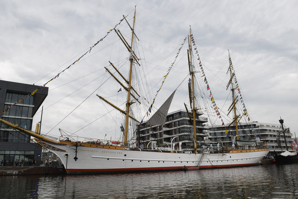 Großsegler im Hafen
