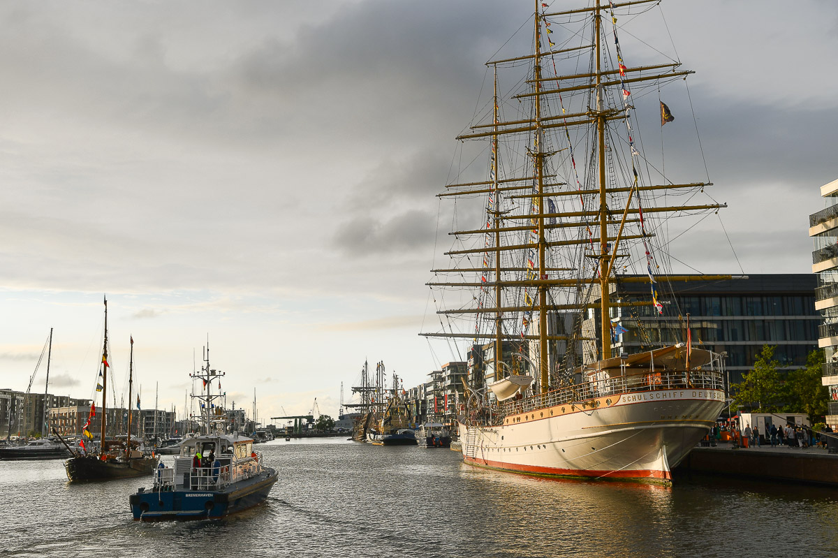 Großsegler im Hafen