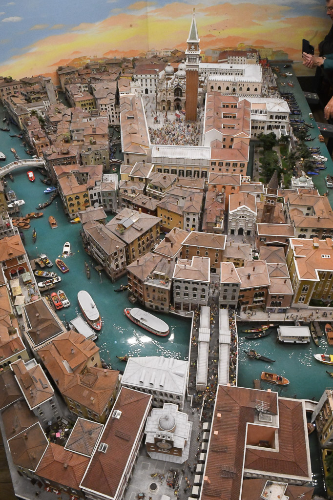 Venedig im Modell im Hochformat
