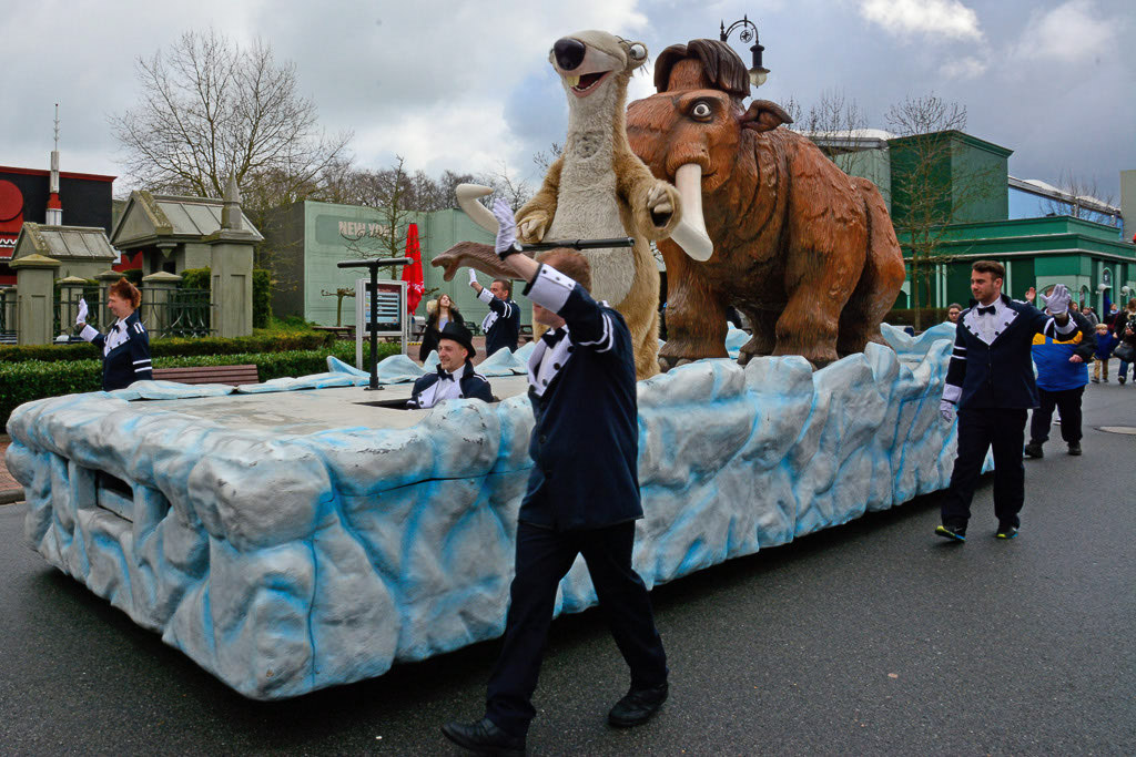 Paradewagen mit Mammut