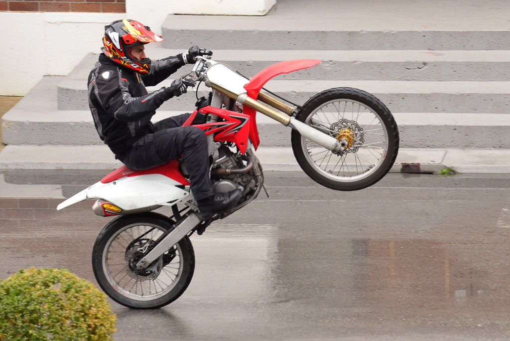 Stuntshow Crazy Cops