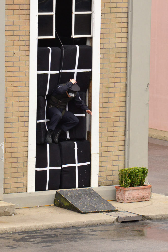 Stuntshow Crazy Cops im Hochformat