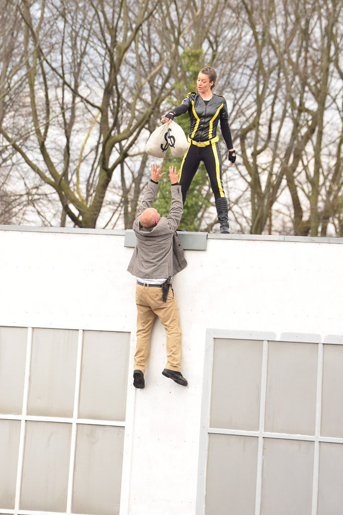 Explosion bei der Stuntshow im Hochformat