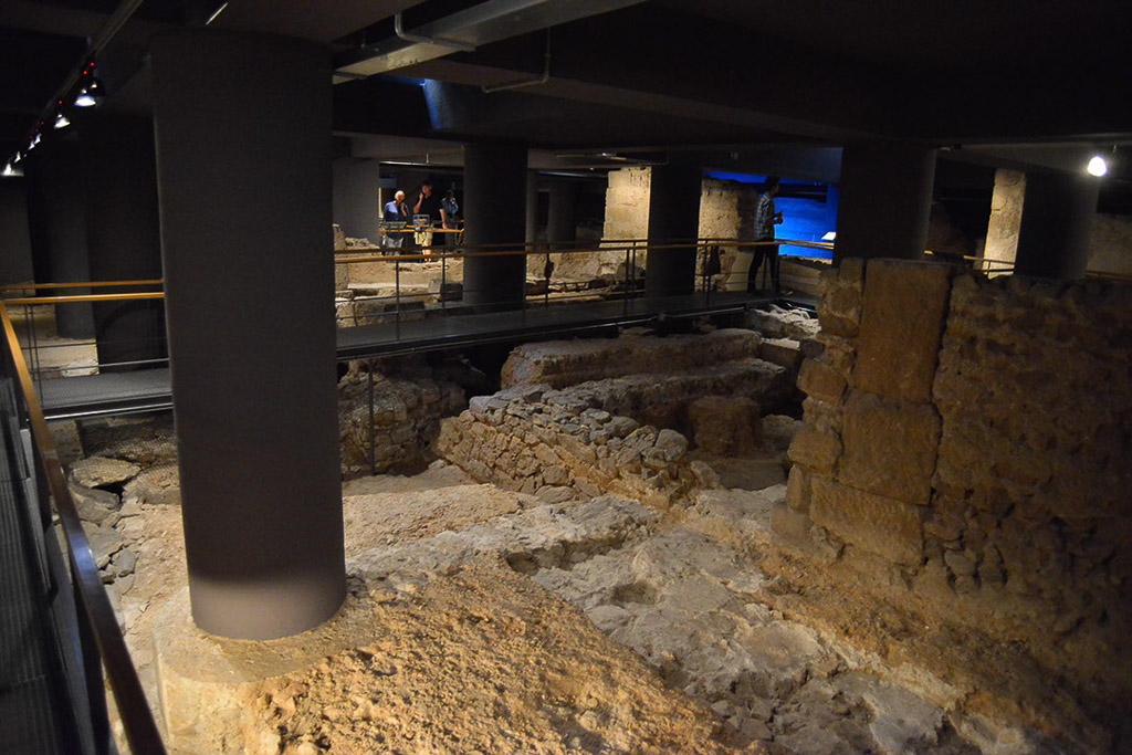 Römische Ausgrabungen unter dem Museum