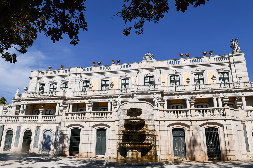 Fassade des Palastes