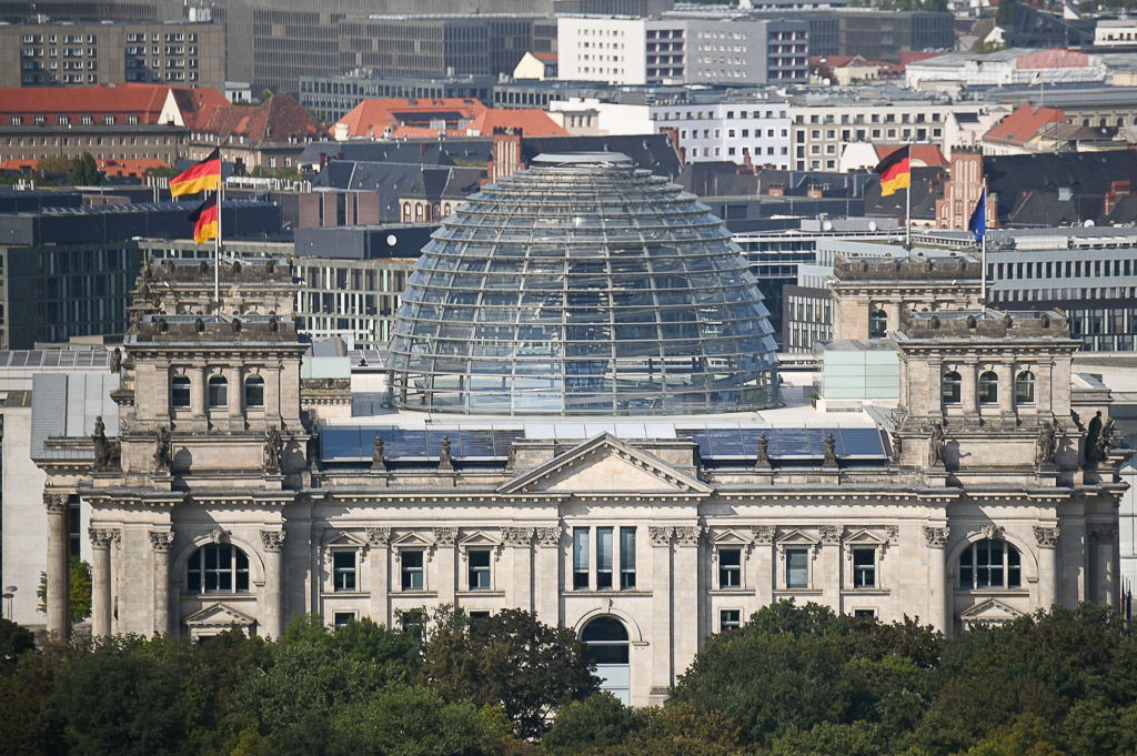 Reichstag mit Glaskuppel