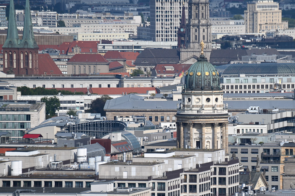 Französischer Dom und Dächer