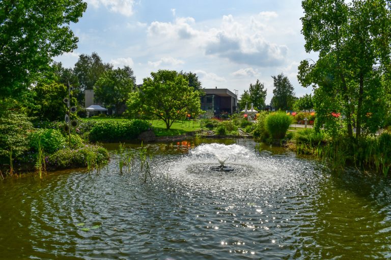 Teich mit Fontäne