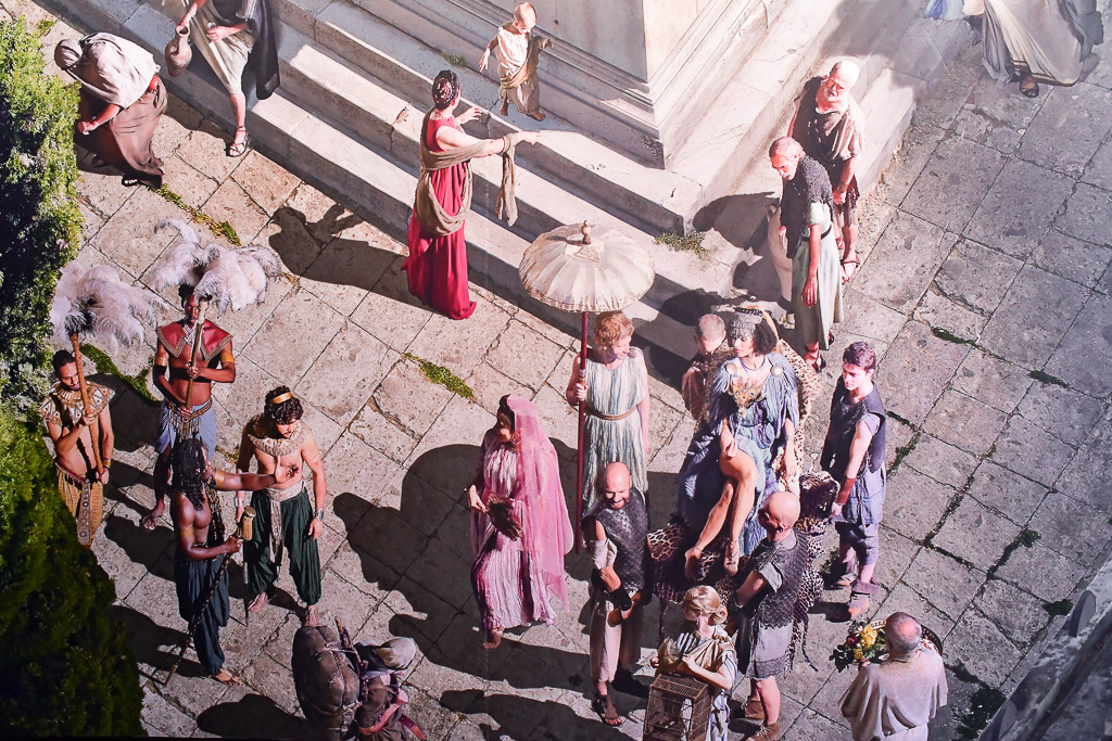 Detail des Panoramas mit Menschengruppe