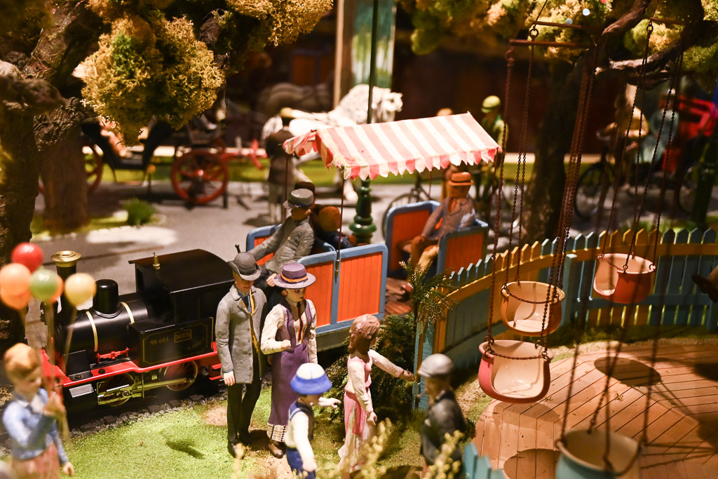 Diorama mit Jahrmarkt