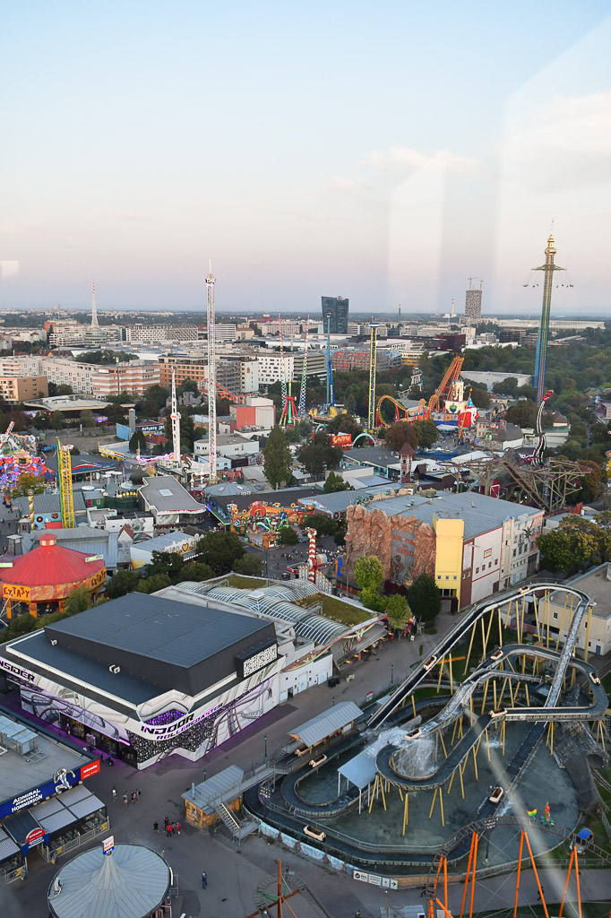 Prater und Stadt im Hochformat