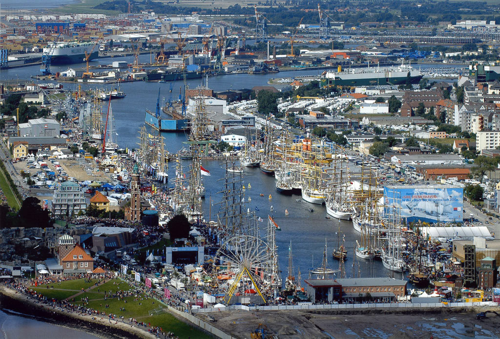 Windjammerparade auf der Weser