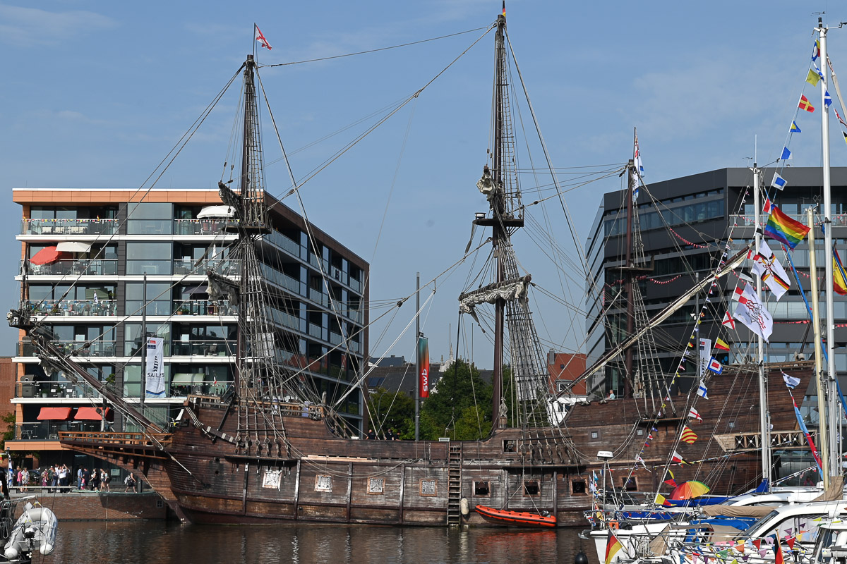 Segelschiffe im Hafen