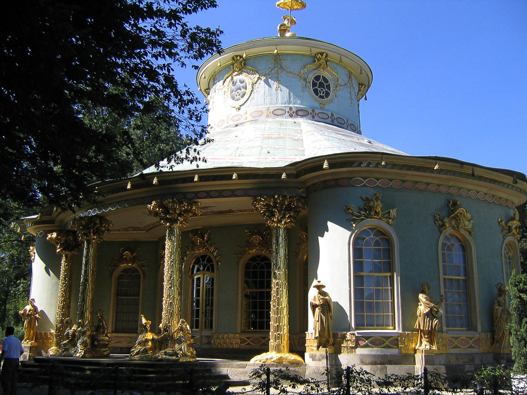 Chinesisches Haus im Park