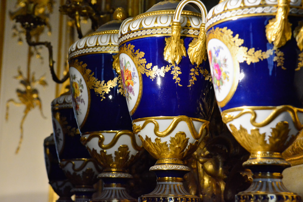Blau-goldene Vasen