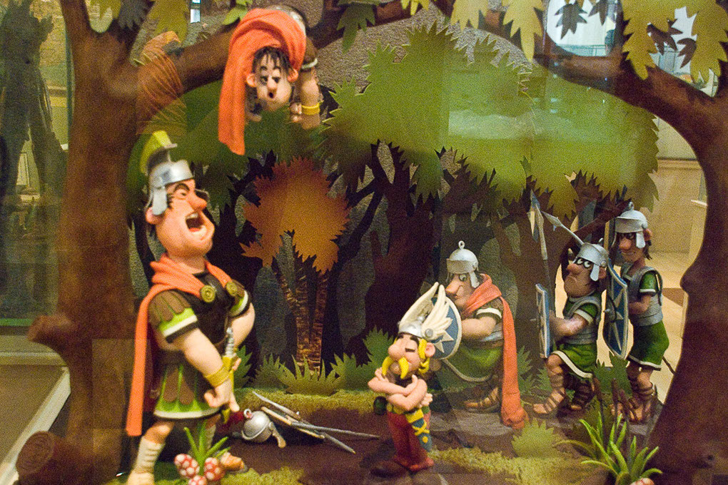 Schokoladenszene mit Comicfiguren in einem Wald