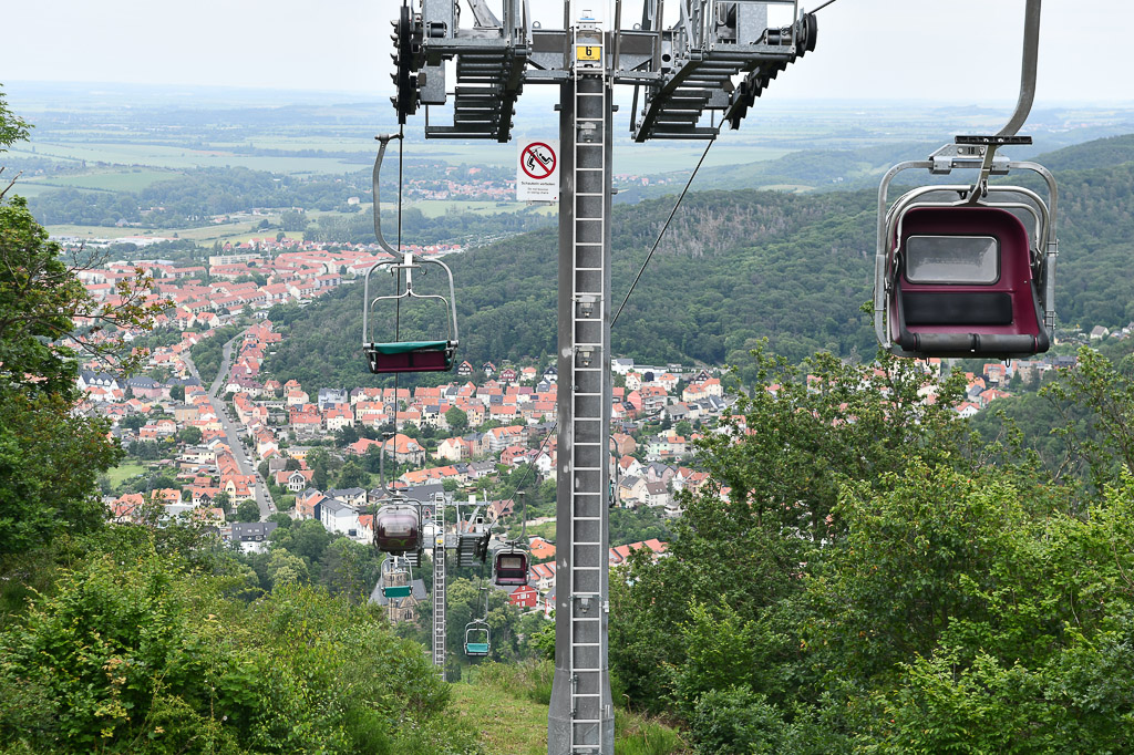 Blick über Thale vom Sessellift