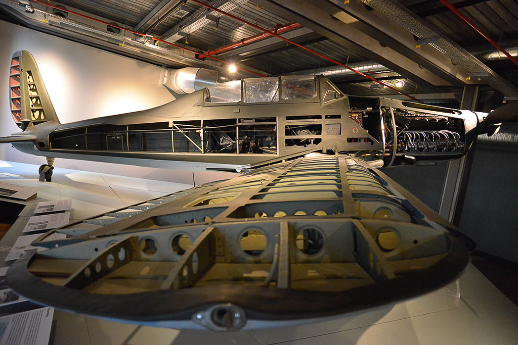 Flugzeugrumpf in der Ausstellung