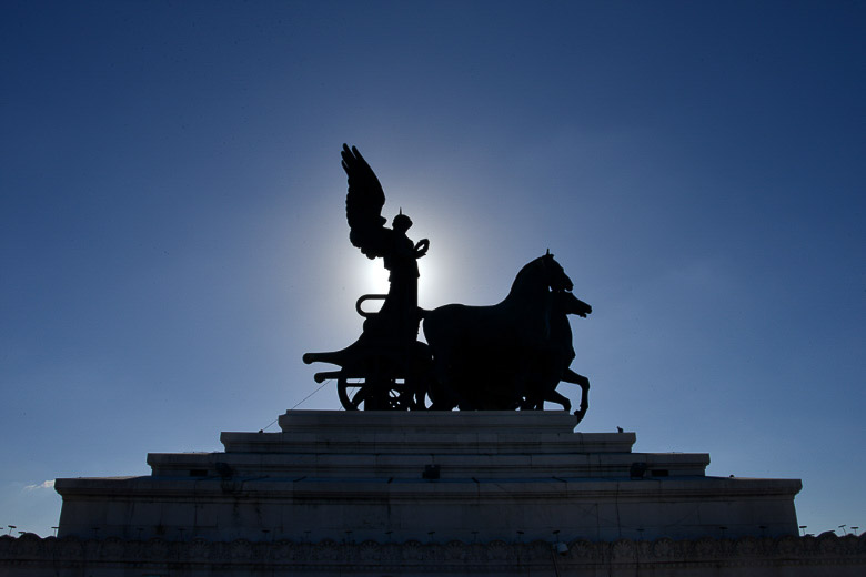 Quadriga im Gegenlicht