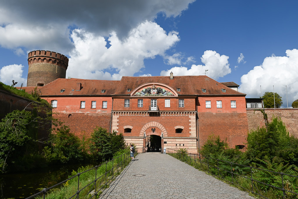 Zitadelle mit Eingangsbrücke