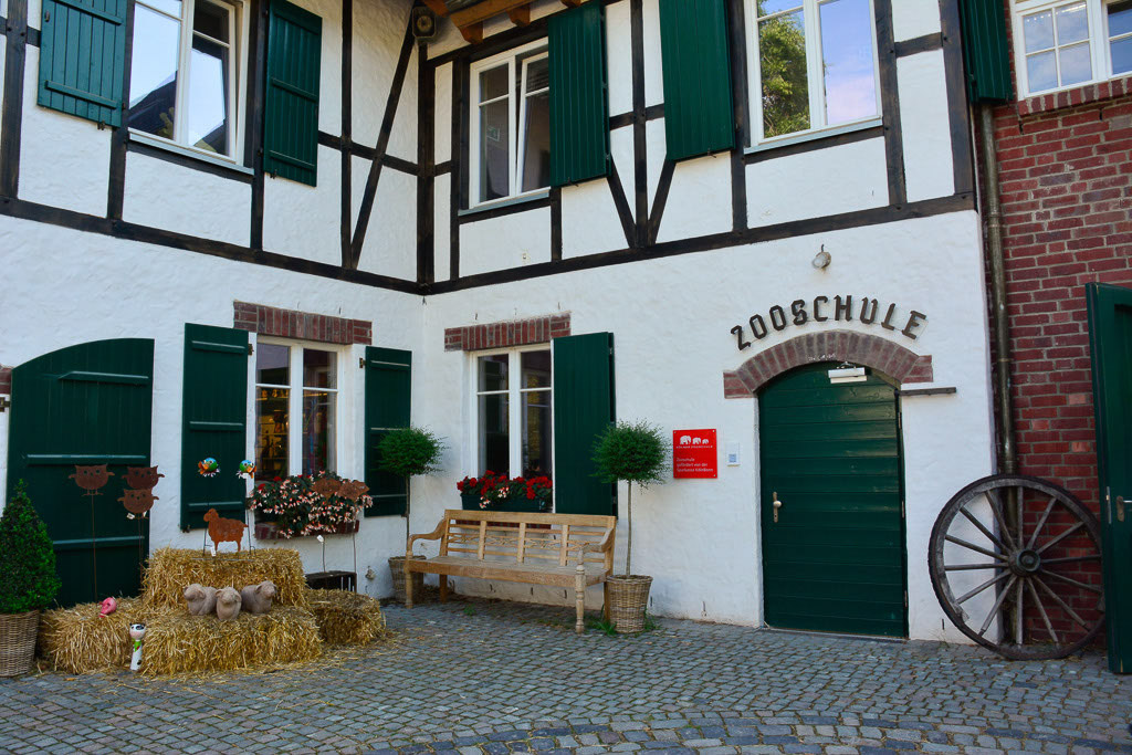 Gebäude der Zooschule